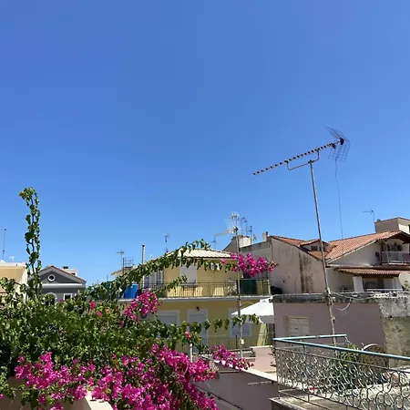 Apartament Nebulous 2 *